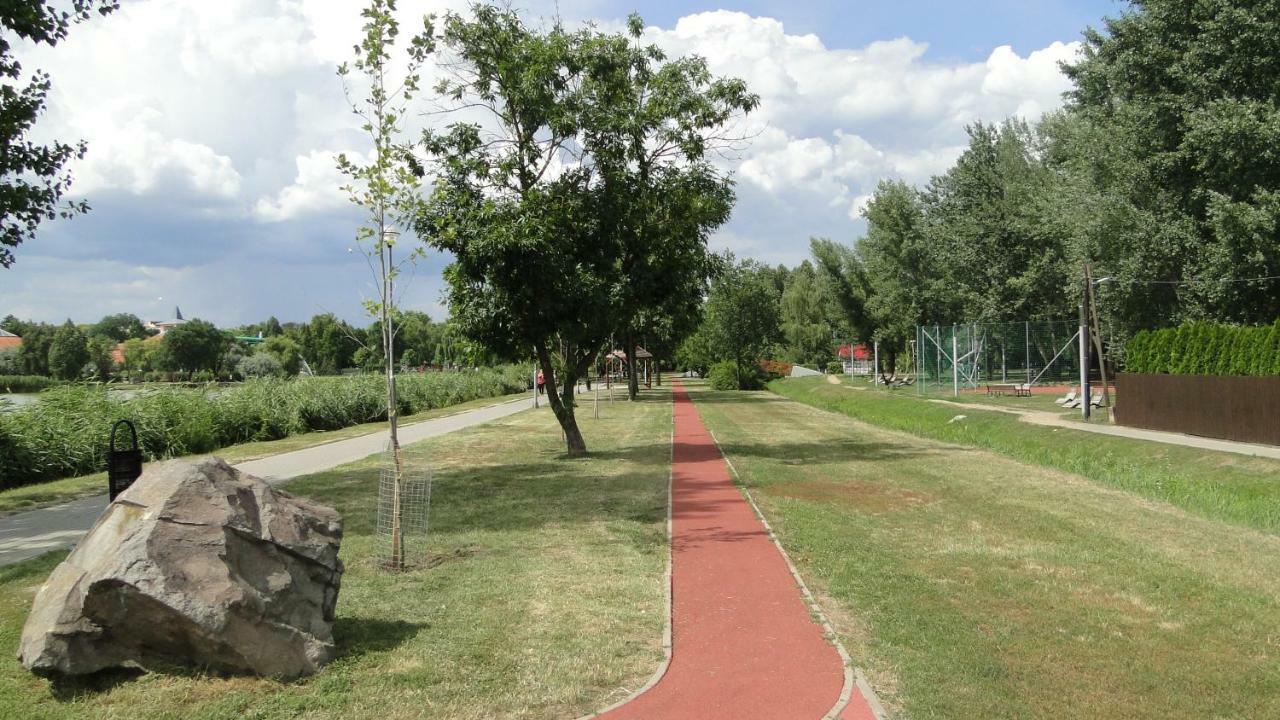 Lazaapartman Nyíregyháza Zewnętrze zdjęcie